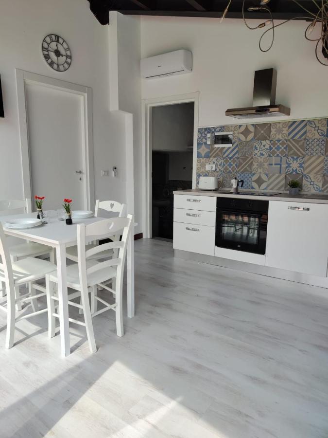 Sweet Apartments Πεσκιέρα ντελ Γκάρντα Εξωτερικό φωτογραφία
